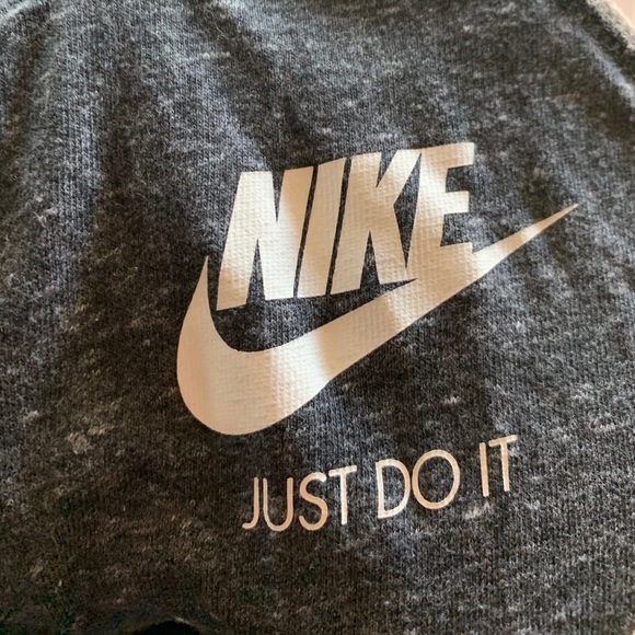 Grey nike zip up! - Picture 3 of 4